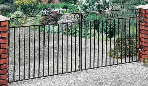 marlborough-driveway-gates_m